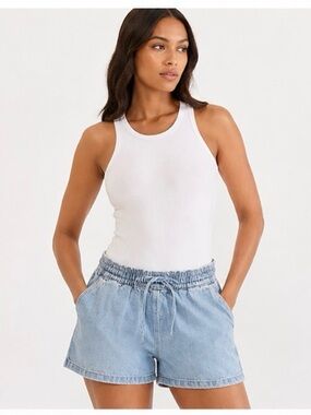 Good American Pull On Denim Shorts Size 1 Light Indigo NWT $115